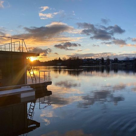 Waidlerland Hausboot 1 Hotel วัลด์เคอร์เชิน ภายนอก รูปภาพ