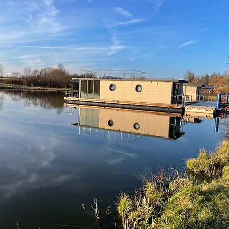 Waidlerland Hausboot 1 Hotel วัลด์เคอร์เชิน ภายนอก รูปภาพ