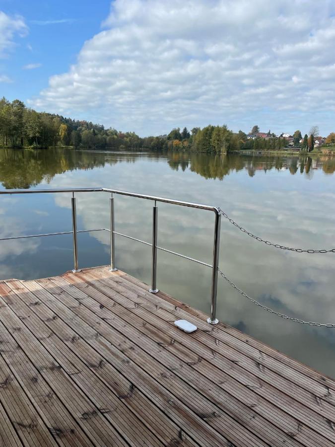 Waidlerland Hausboot 1 Hotel วัลด์เคอร์เชิน ภายนอก รูปภาพ